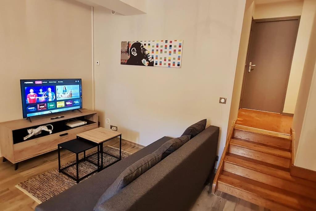 Апартаменти Le 56 Faubourg - Proche Centre - Parking Gratuit Бон Екстер'єр фото